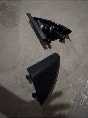 Mercedes C300 W205 OEM Tweeter Speaker Pair A2057200148 A2057200248
